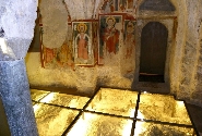 L'antica Cripta con i suoi affreschi