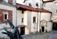 Santuario, il Borgo e il monastero